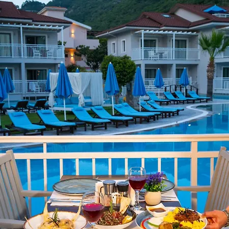 酒店 Mozaik